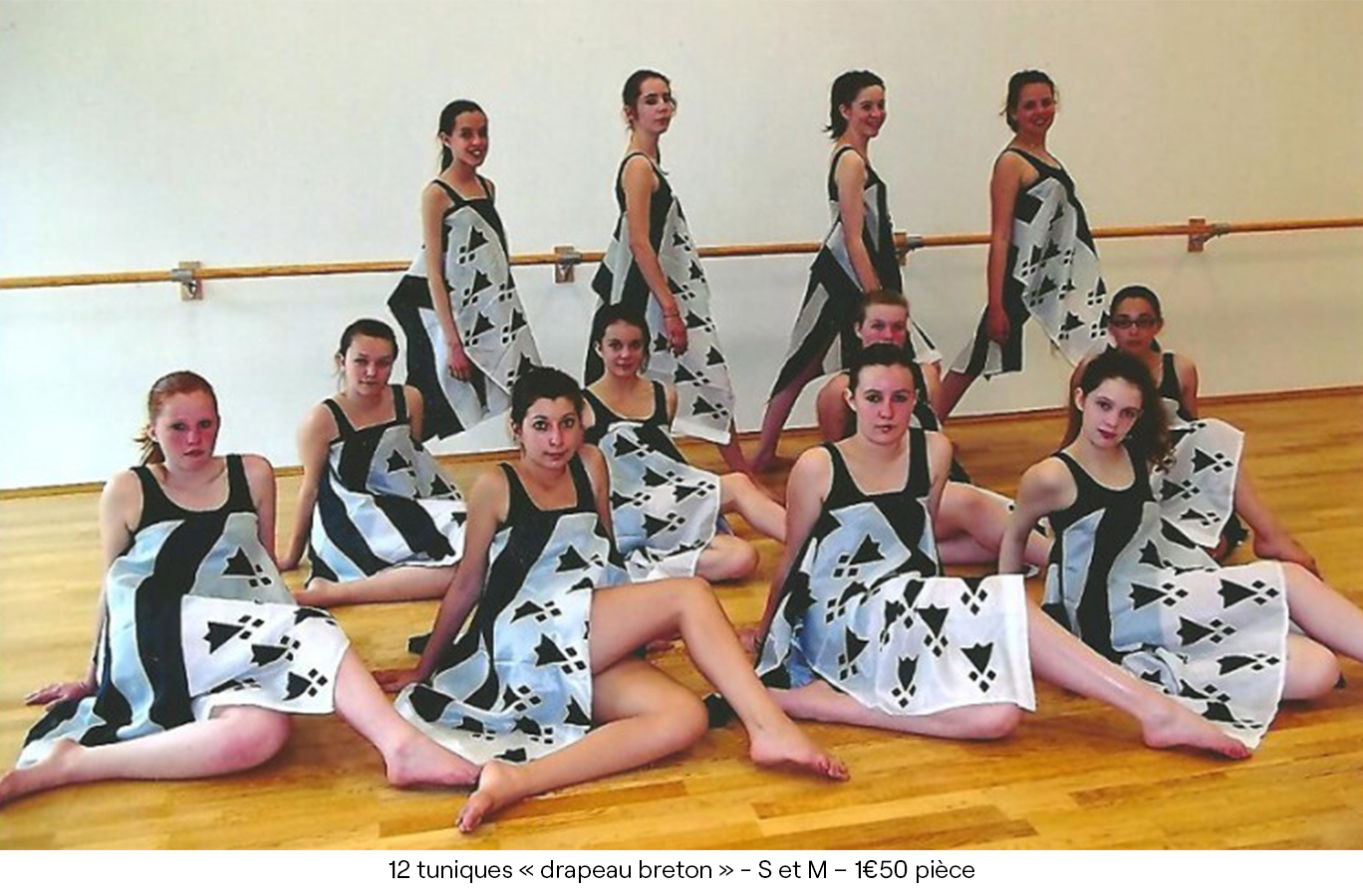 12 tuniques « drapeau breton » Tailles S et M – 1€50 pièce copie