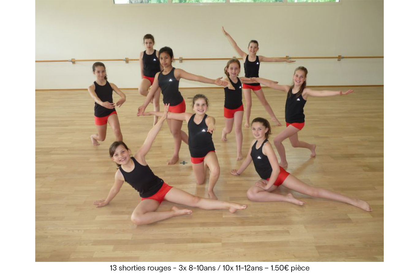 13 shorties rouges- 3x 8-10ans -10x 11-12ans – 1€50 pièce copie