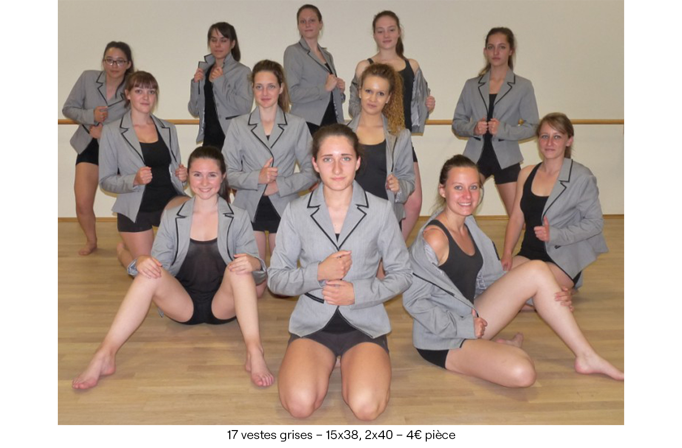 17 vestes grises – 15*38, 2*40 – 4€ (pièce) copie