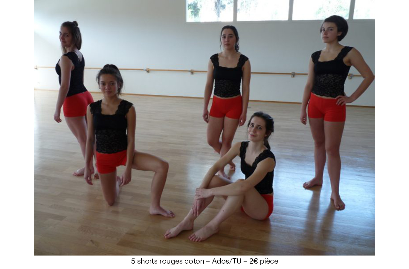 5 shorts rouges coton – Ados : TU – 2€ pièce (copie)