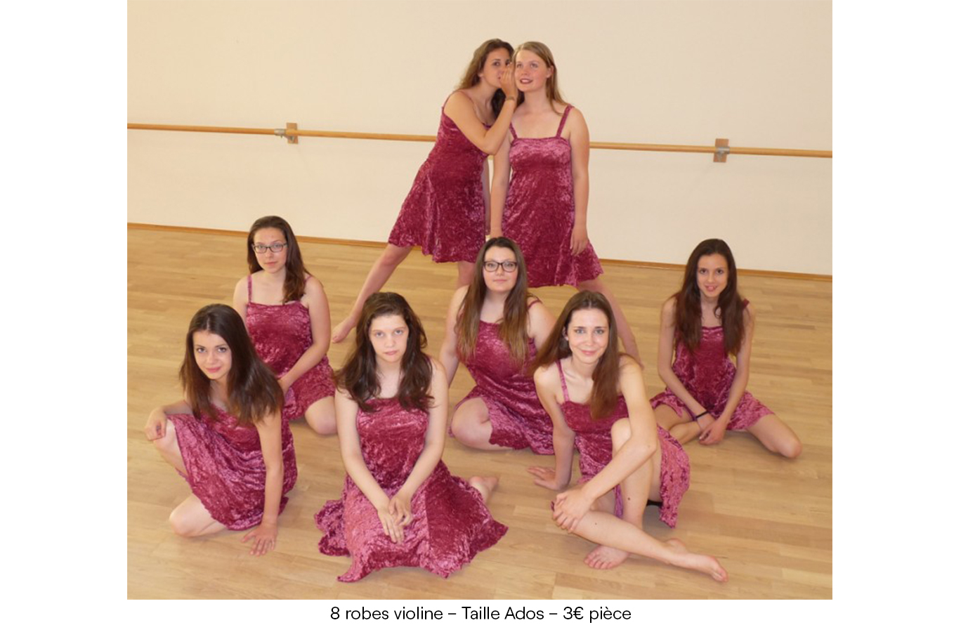 8 robes violine – Taille Ados – 3 € pièce copie