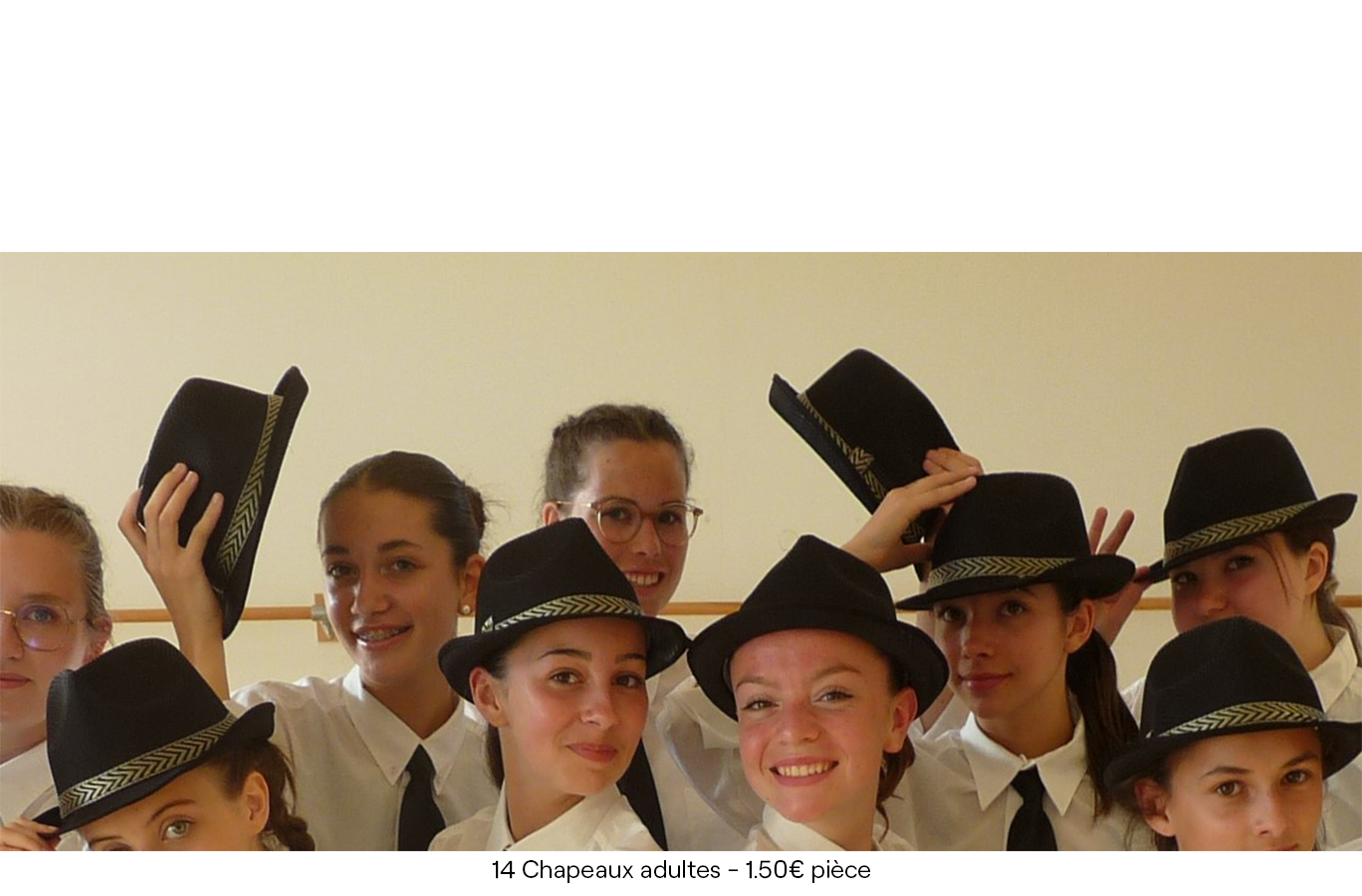 14 Chapeaux adultes - 1.50€ pièce