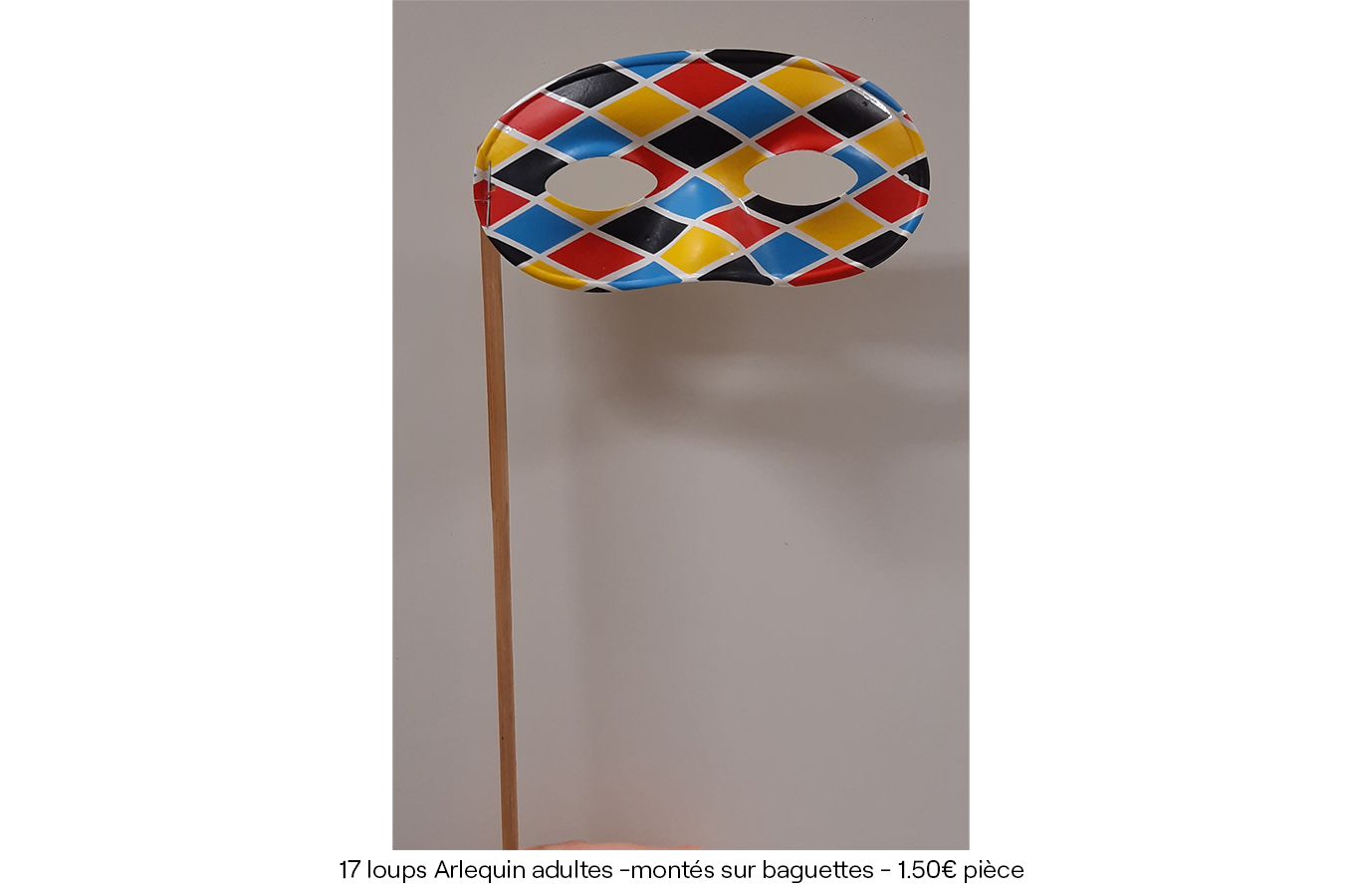 17 loups Arlequin adultes -montés sur baguettes - 1.50€ pièce