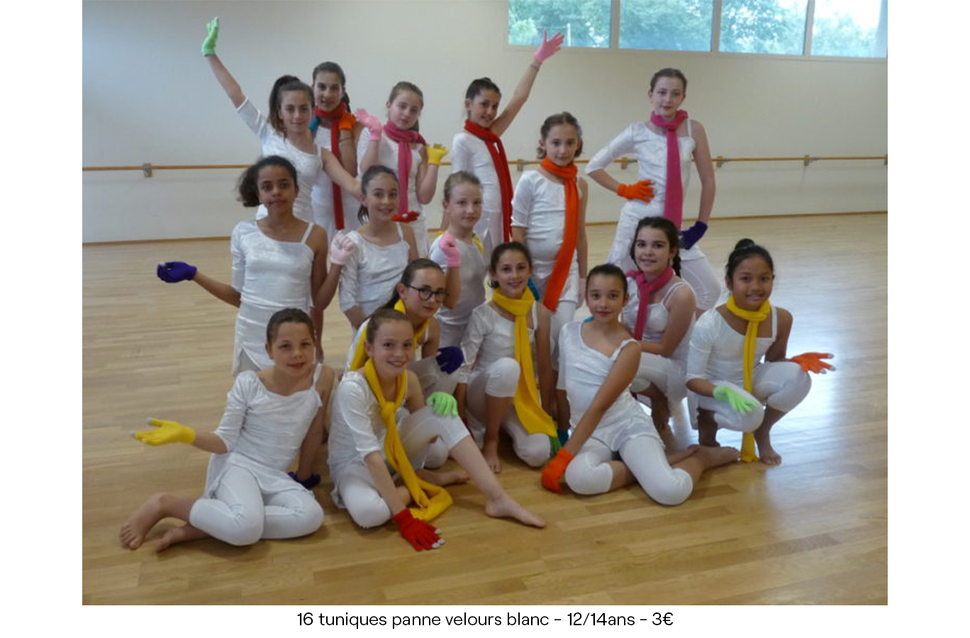 16 tuniques panne velours blanc 12-14ans 3.00€ copie