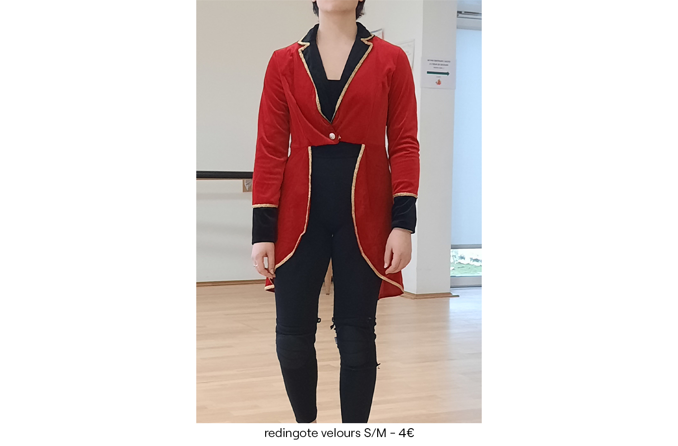 redingote velours S-M 4.00€